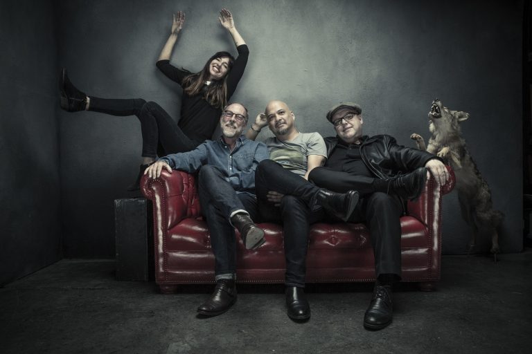 pixies’in yeni albümünün bütün kayıt süreci dinleyincilerle buluşuyor